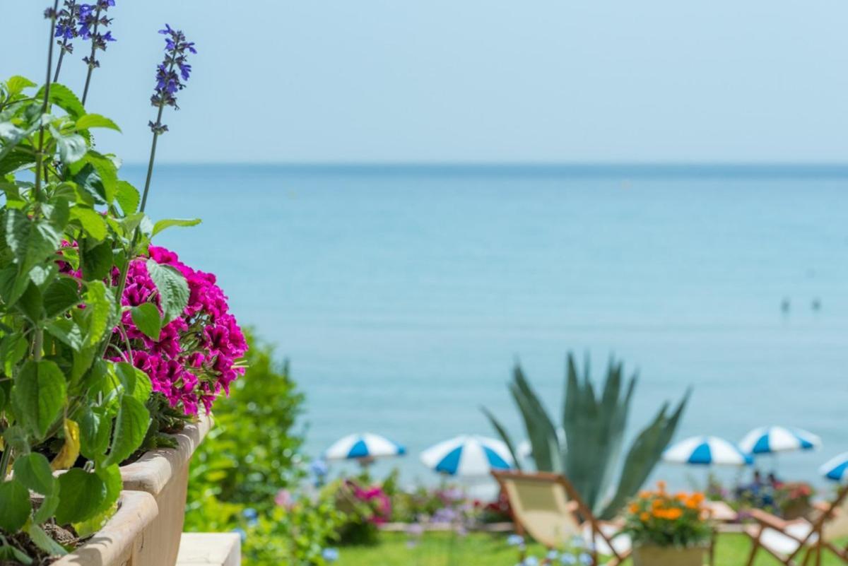 Waves Apartments Melody Glyfada מראה חיצוני תמונה