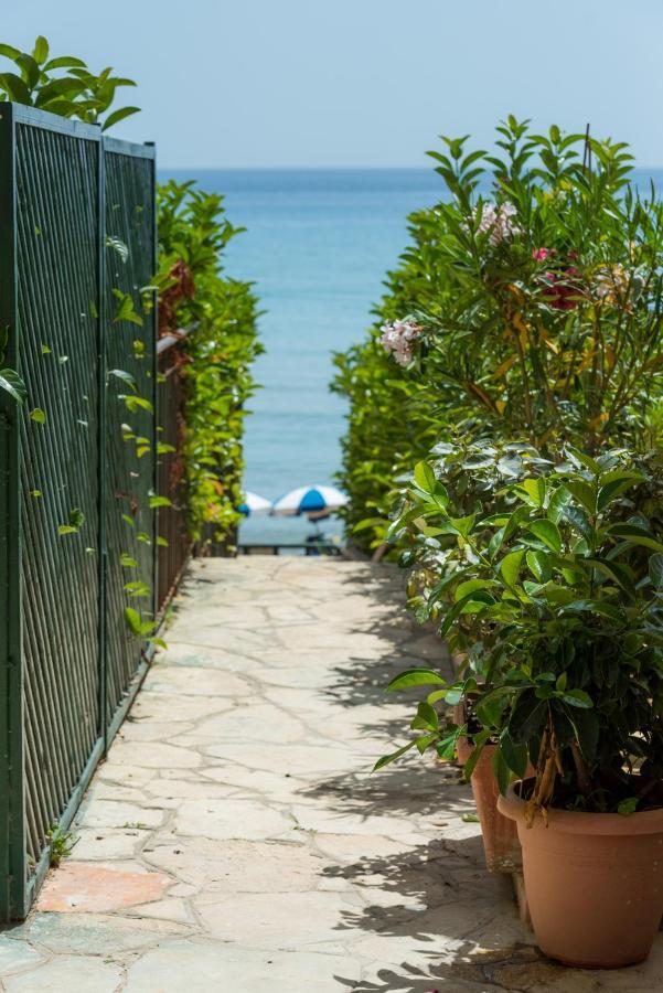 Waves Apartments Melody Glyfada מראה חיצוני תמונה