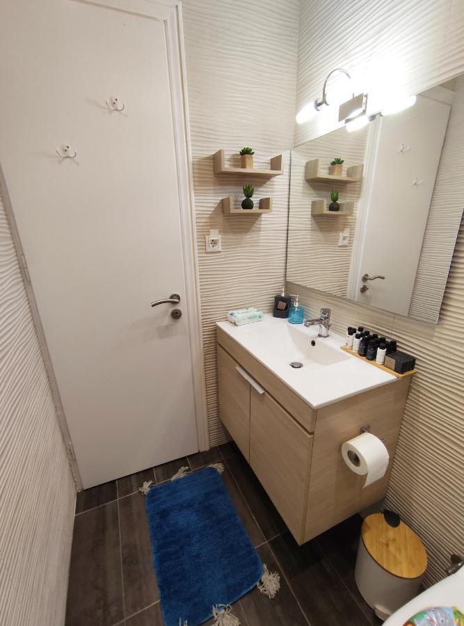 Waves Apartments Melody Glyfada מראה חיצוני תמונה